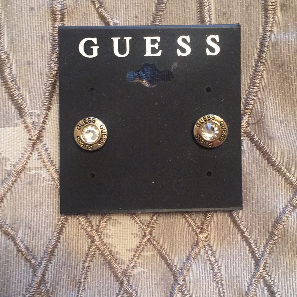 NWT Gold Guess Stud Earring with Diamond